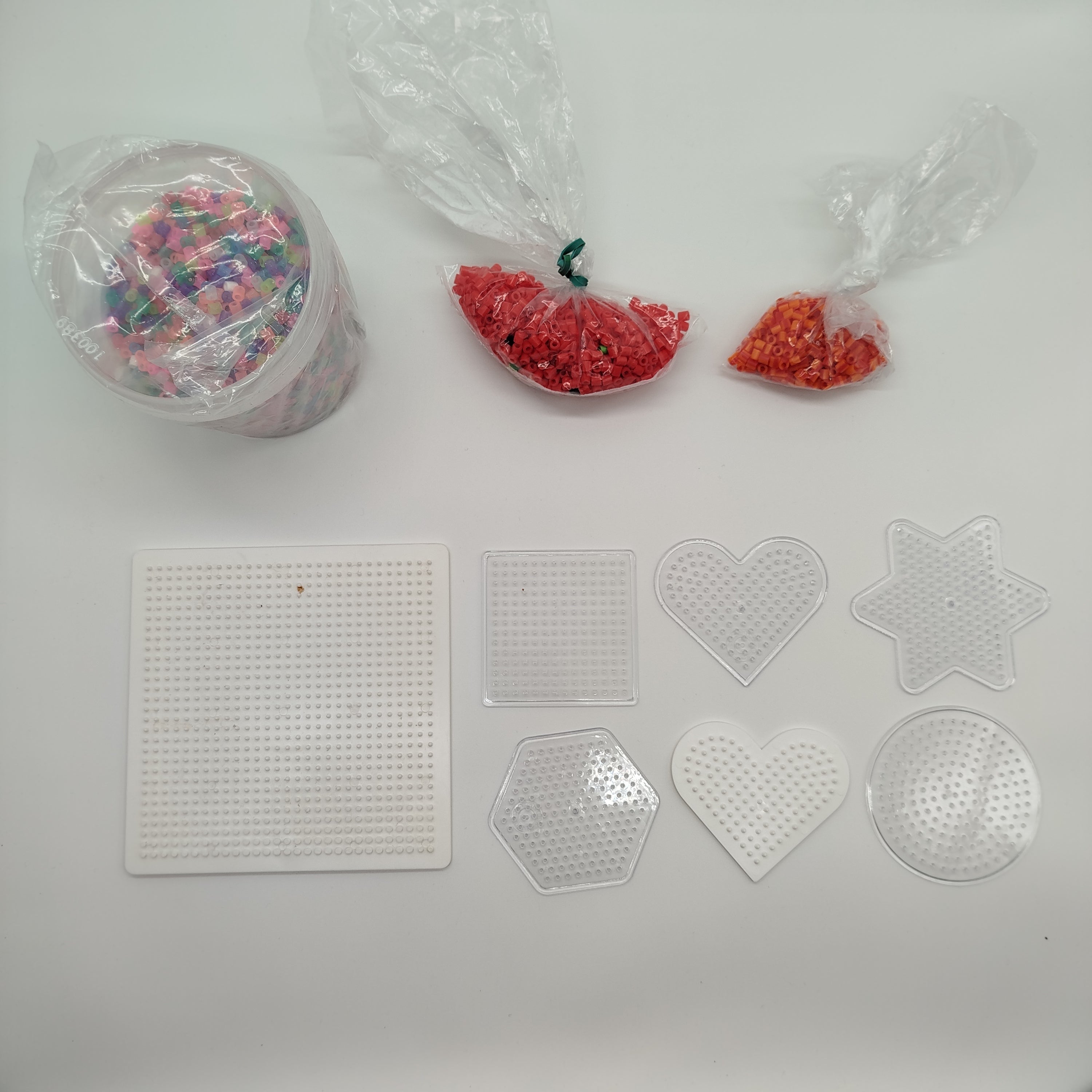 Bügelperlen-Set mit Steckplatten & 1 originalverpacktem Set